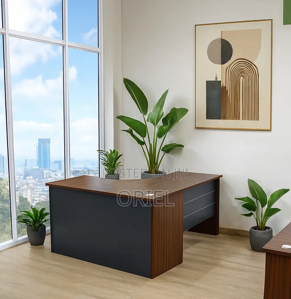 Office Desk : Staff 1.4m Advanced Curved Office Desk