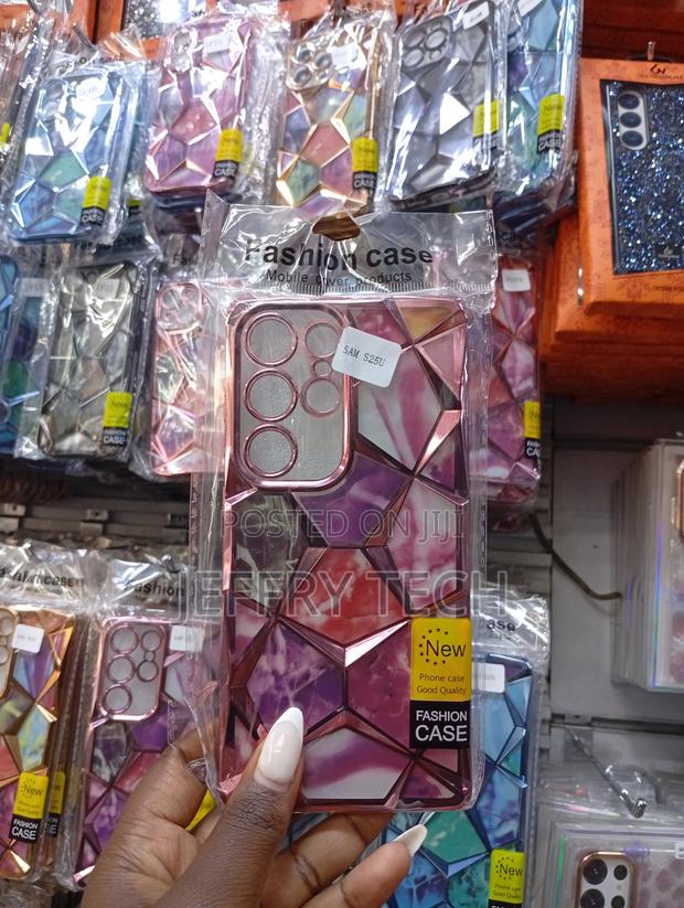 Marble-Patterned Phone Case Designed for the Samsung Galaxy A33 5g.