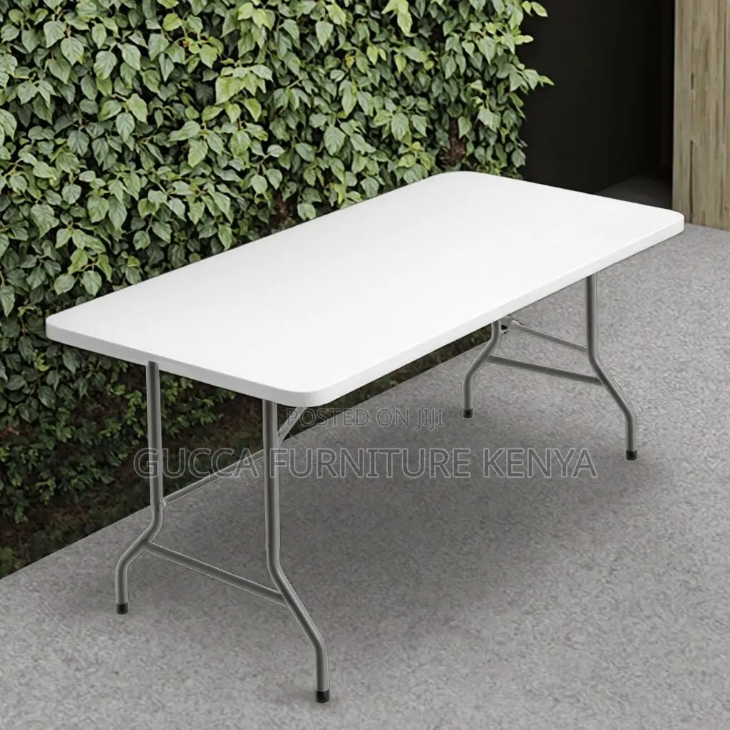 1.8m Folding Outdoor Plastic Dining Table