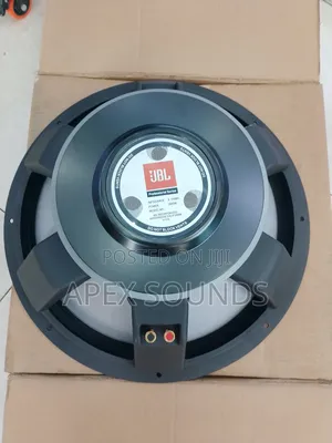 JBL Nakade Speaker 18 Inches