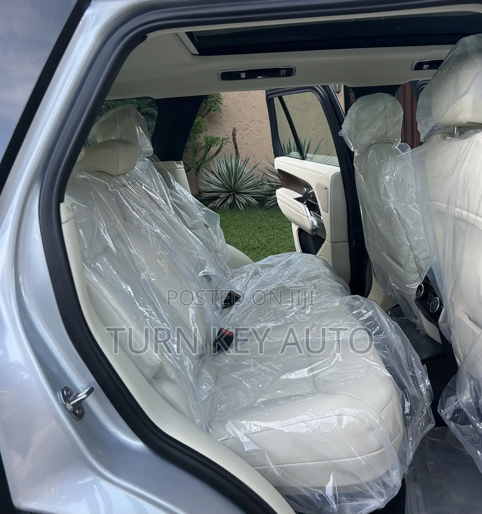 Land Rover Range Rover Vogue 2022 Silver