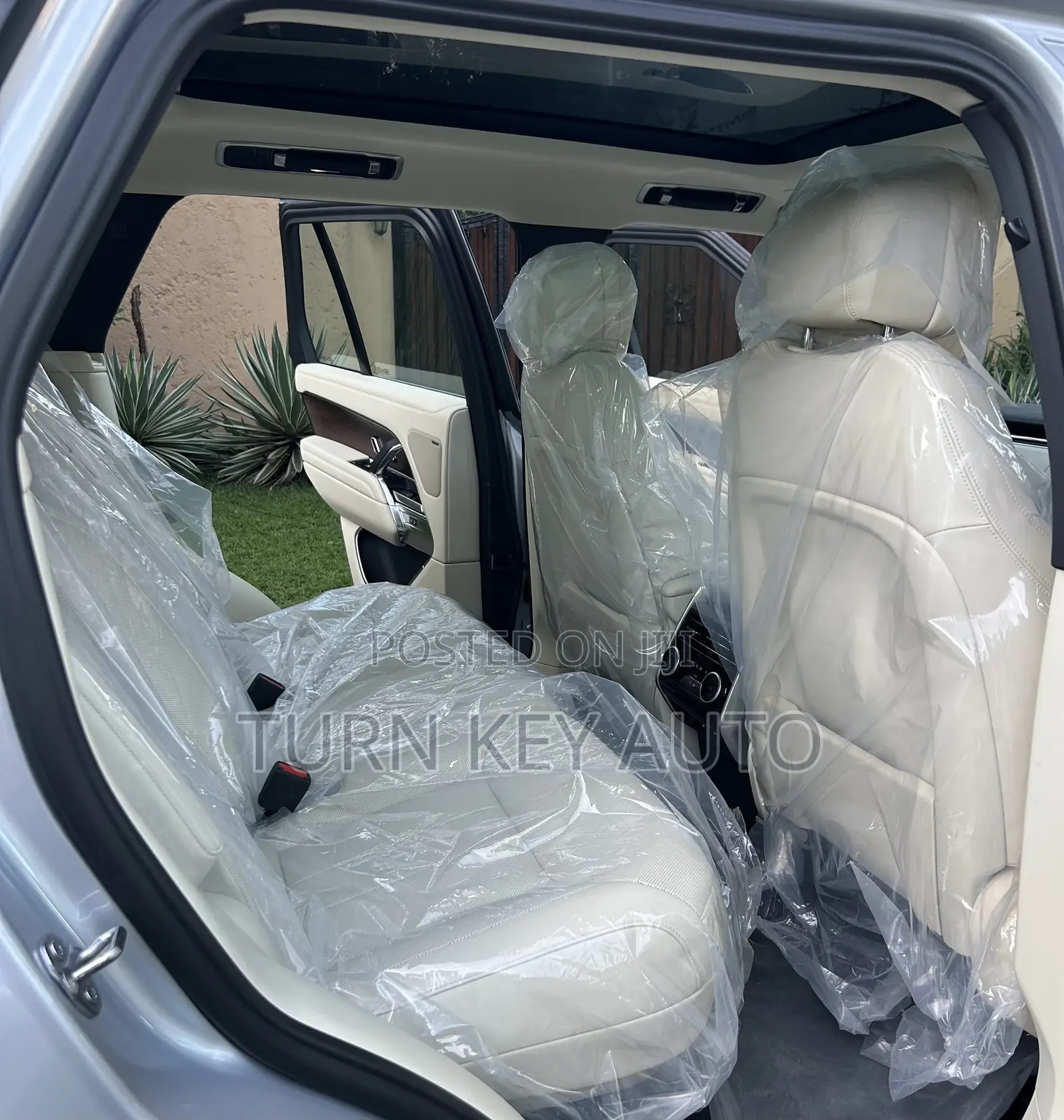 Land Rover Range Rover Vogue 2022 Silver