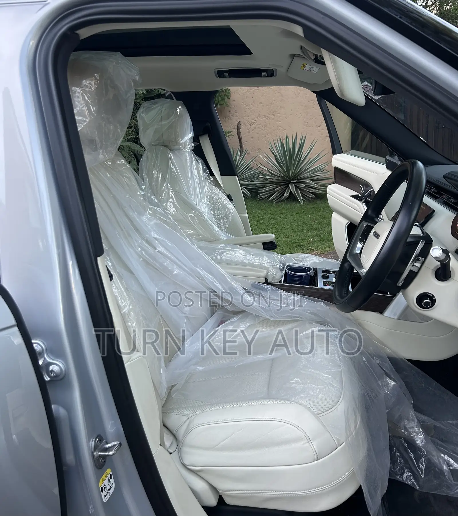 Land Rover Range Rover Vogue 2022 Silver