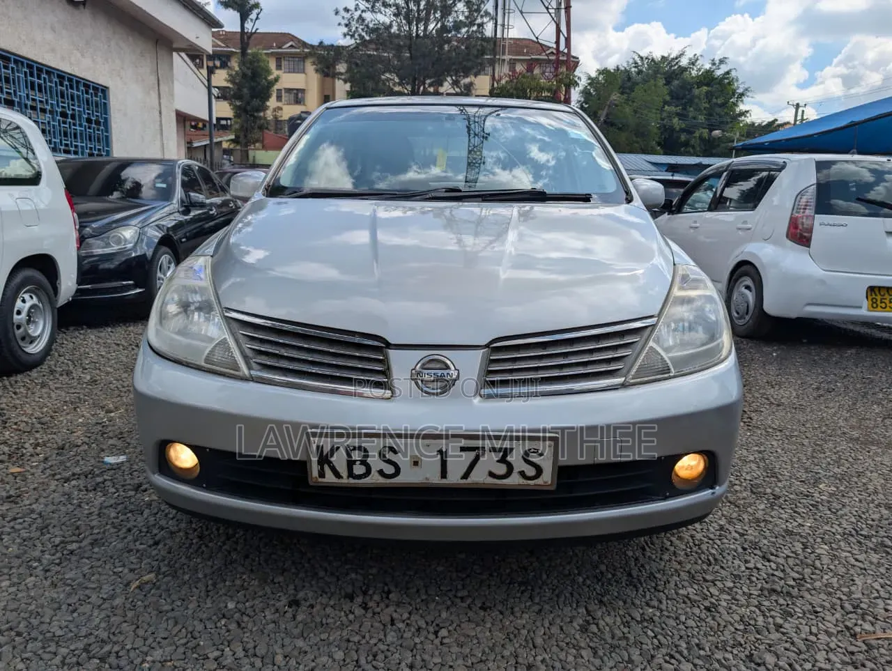 Nissan Tiida 2005 Silver