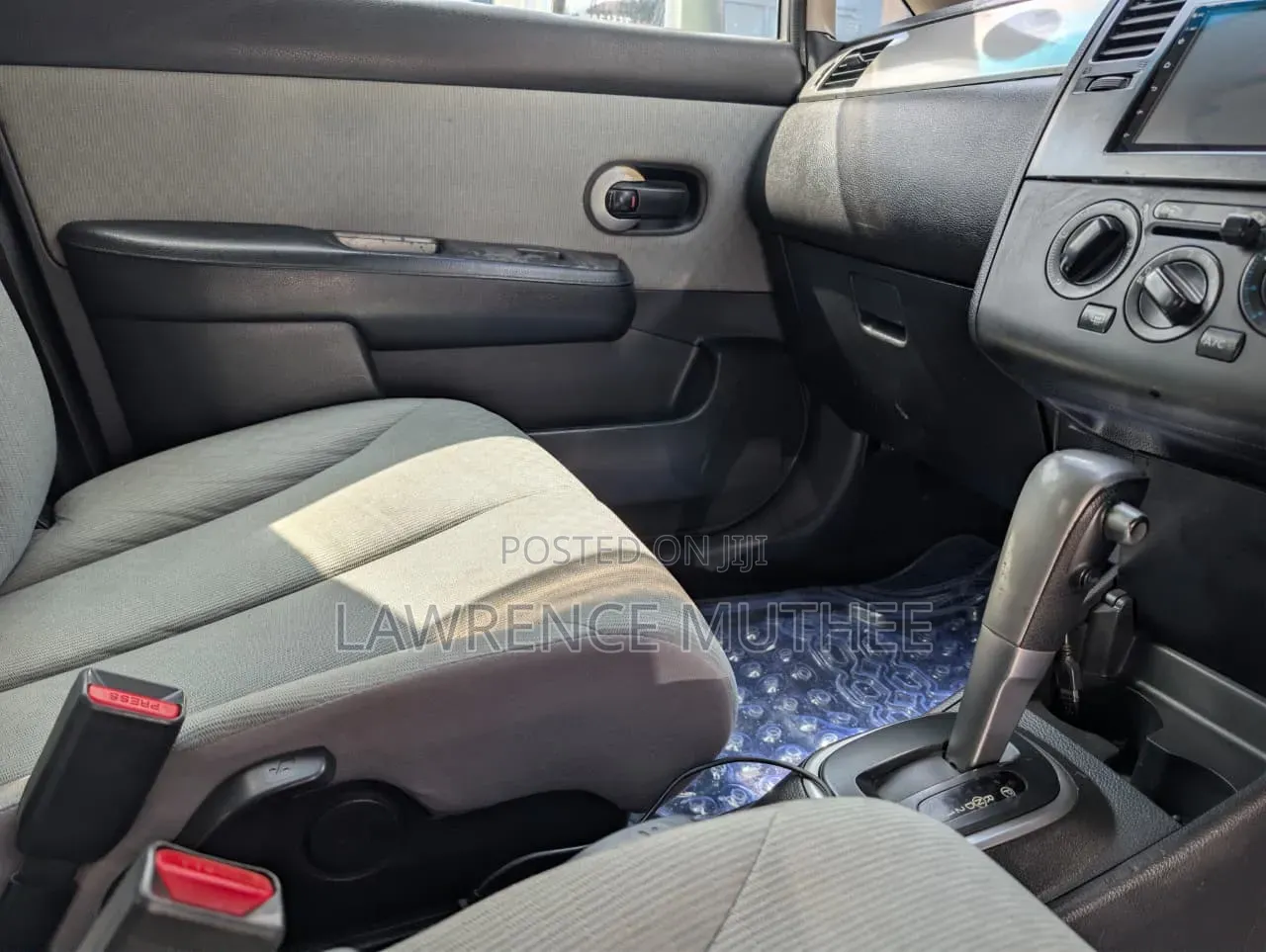 Nissan Tiida 2005 Silver