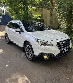 Subaru Outback 2.5i Premium AWD 2016 White