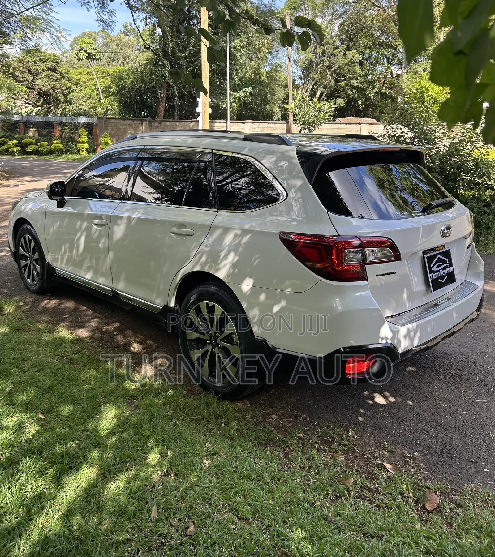 Subaru Outback 2.5i Premium AWD 2016 White