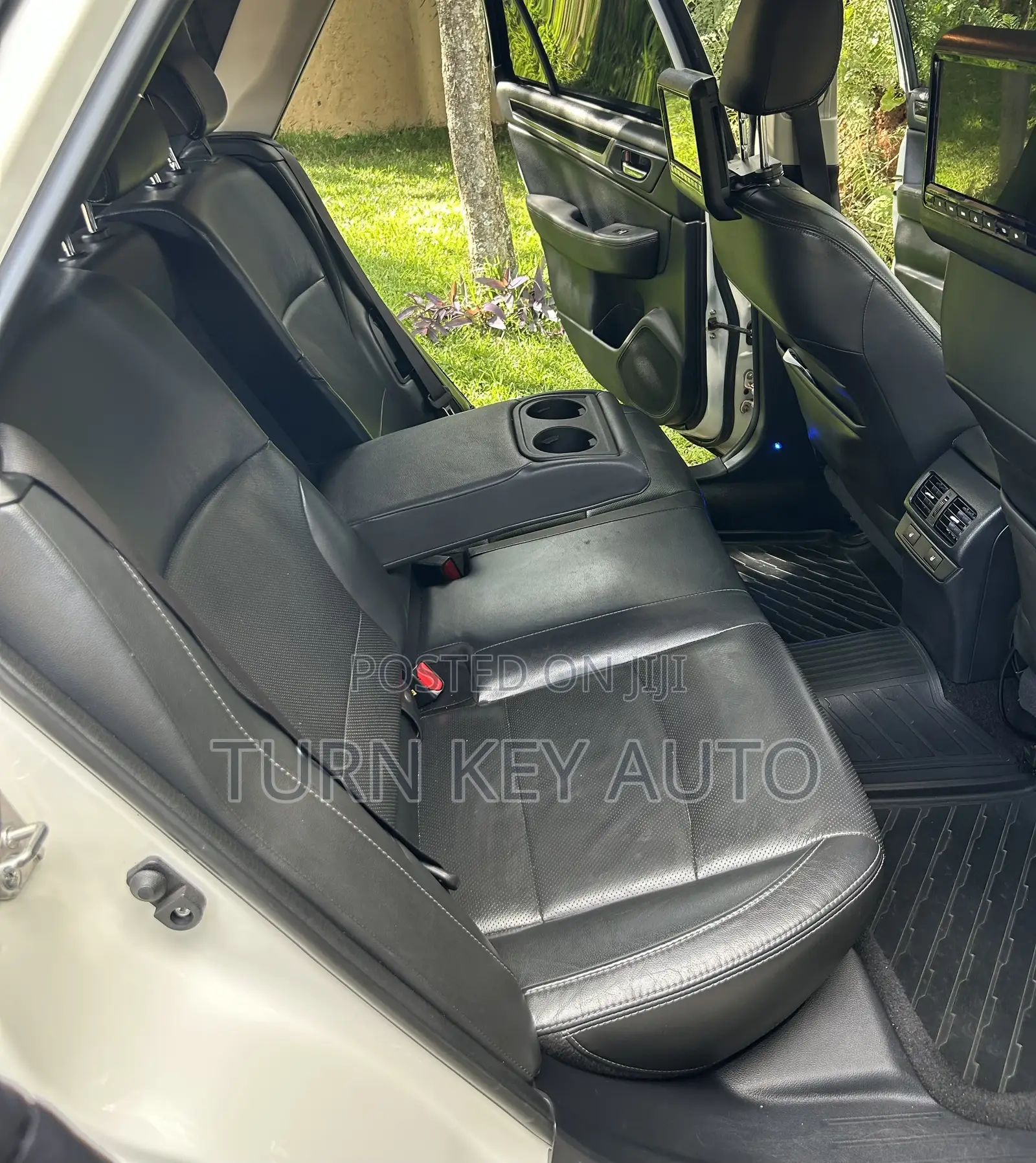 Subaru Outback 2.5i Premium AWD 2016 White