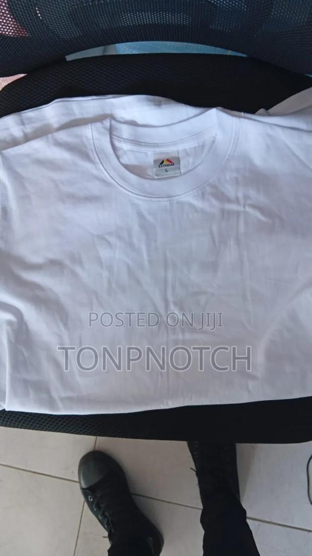 Plain Tshirts - thumbnail 4