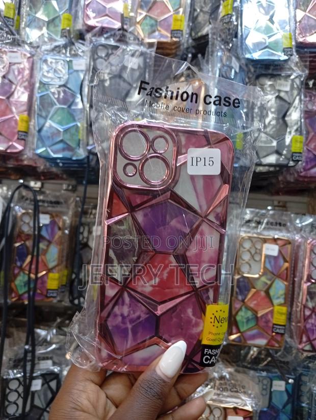 Geometric Diamond Shape Cover Designed for the iPhone 14 Pro Max. - main view
