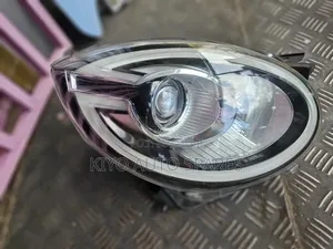 Passo 2018 Headlight