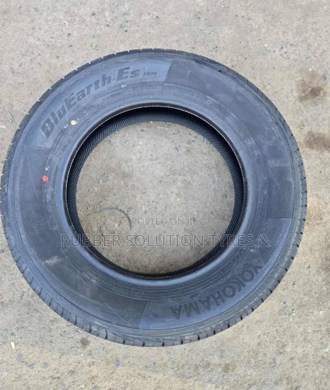 205 /65 R15 Yokohama Tyres 95 H Blueath-Es