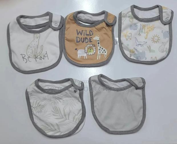 3 Piece Cotton Bibs - thumbnail 8