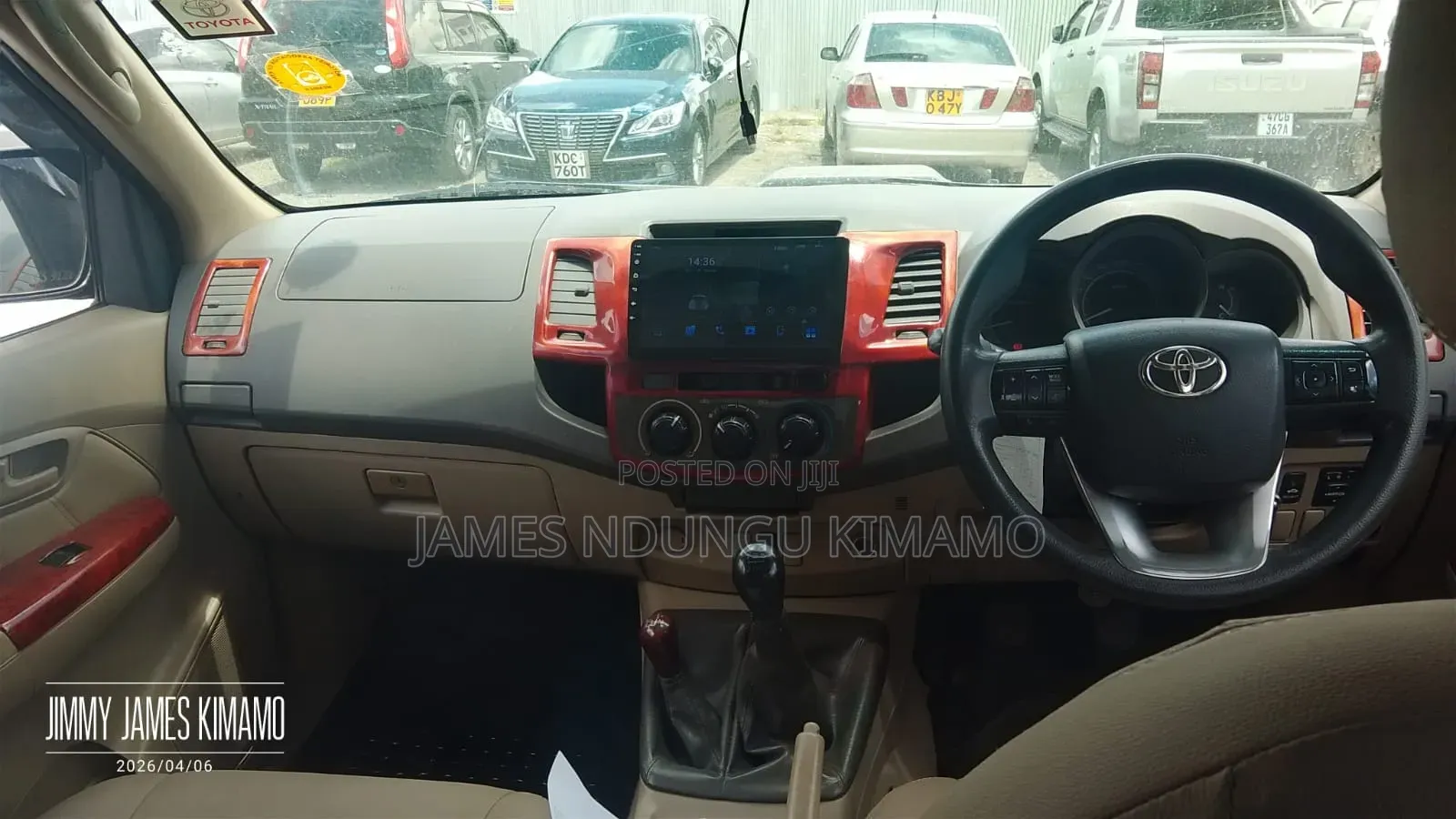 Toyota Hilux 2012 Black