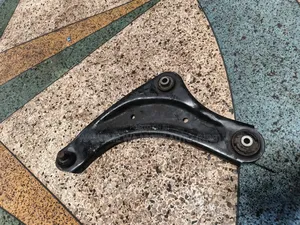 Control Arm Nissan Juke