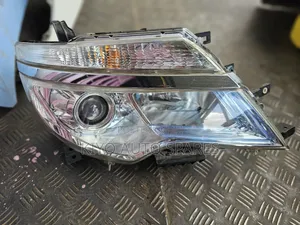 Serena Headlight