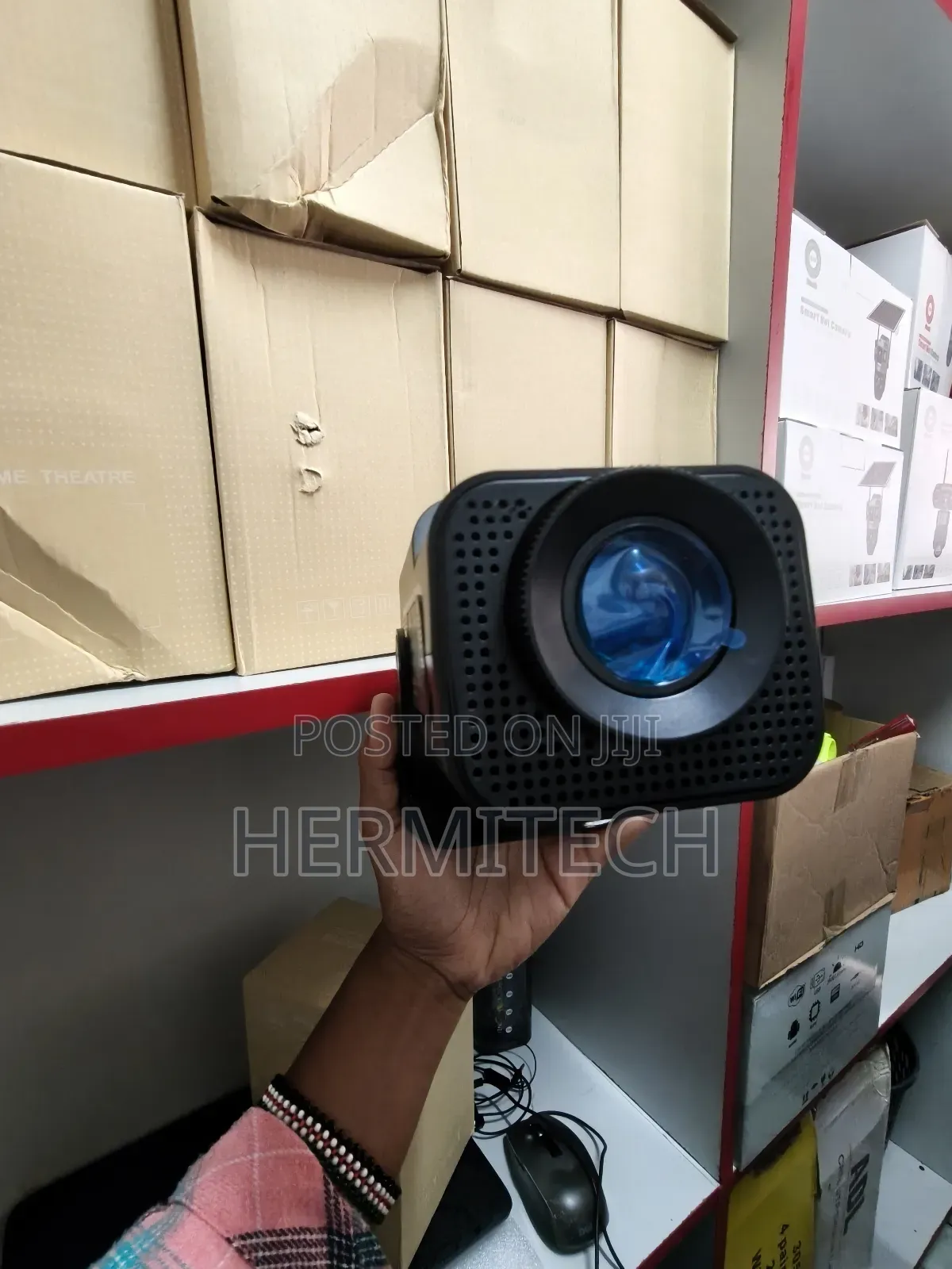 High-Definition Picture Quality Mini Hy320 Portable Projector Smart