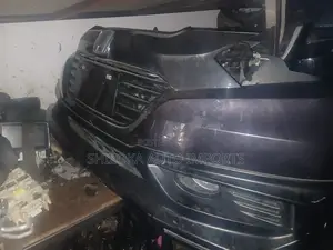 Honda Vezel Nosecut 2018–2021 Original Ex-Japan
