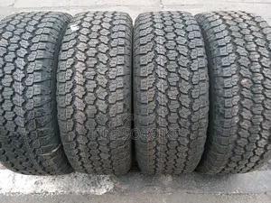 255/70r16 Goodyear Wrangler A.T Adventure