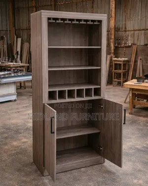 Bar Cabinet / Liquor Cabinet/ Wine Cabinet