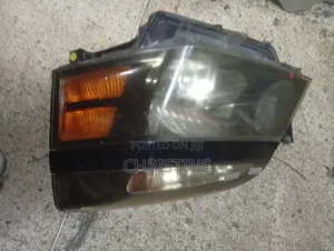 Toyota Voxy Headlight