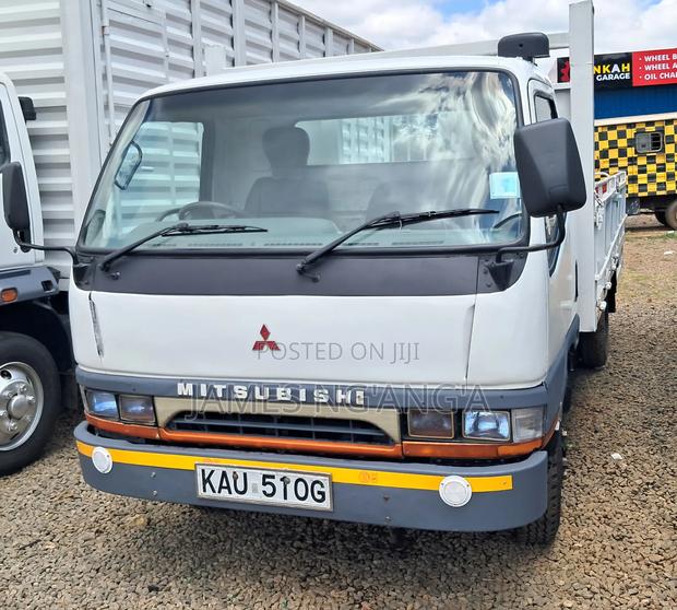 Mitsubishi Canter 4d32
