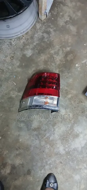 Ex Japan V8 200 Series Taillight Available
