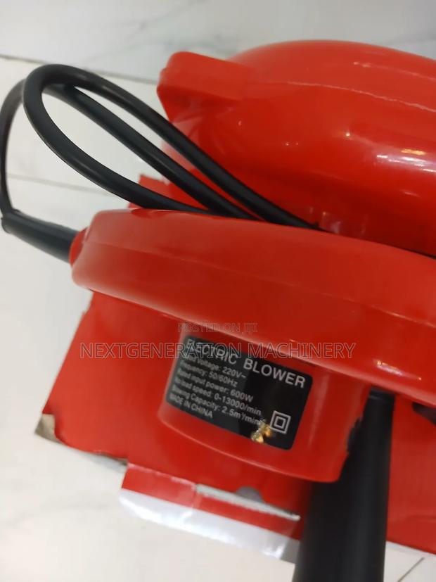 Professional Blower - thumbnail 2