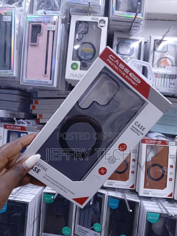 Magnetic Ring Kickstand Case Designed for Samsung Galaxy S26 Ultra. - thumbnail 2