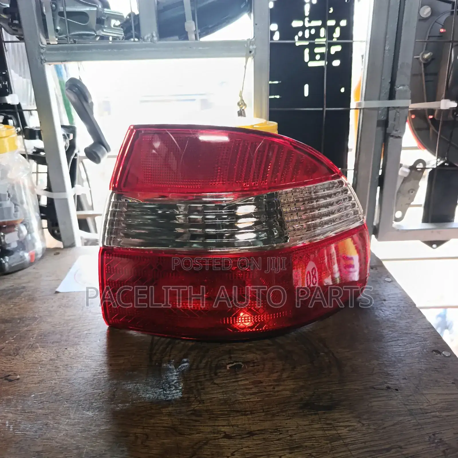 Tail Lamp/ Tail Light Ae 111