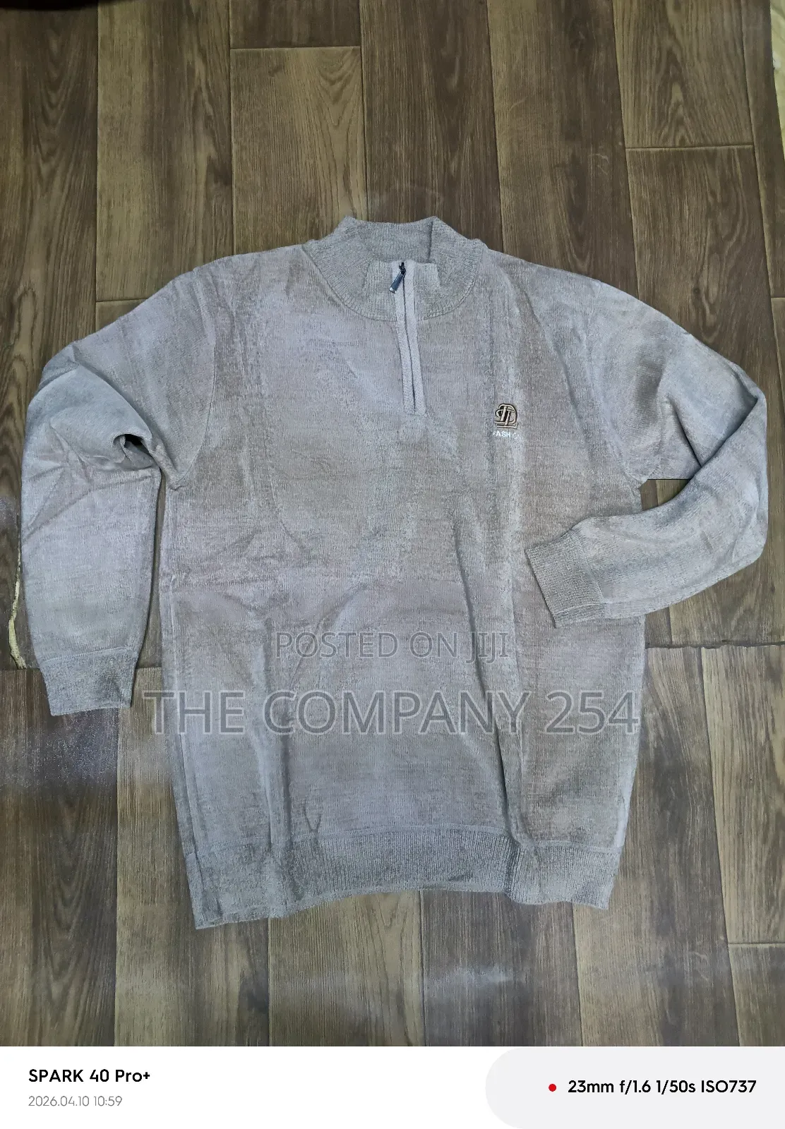 Quality Casual All Weather Fleech Unisex Quarter Zip Sweater