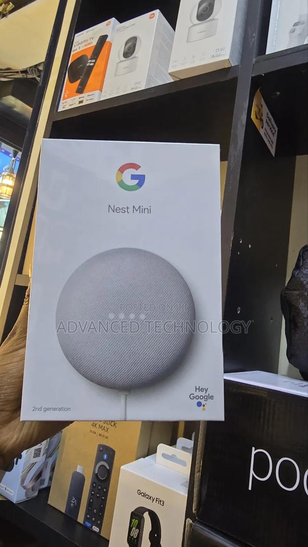 Google Nest Mini Smart Speaker With Google Assistand (2nd Gen) - thumbnail 2