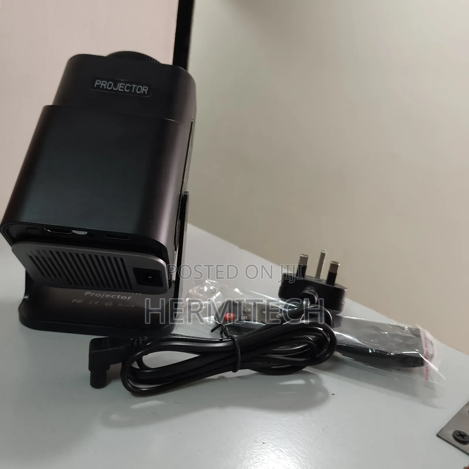 Hy320 Mini Resolution Projector Smart Home Projectors