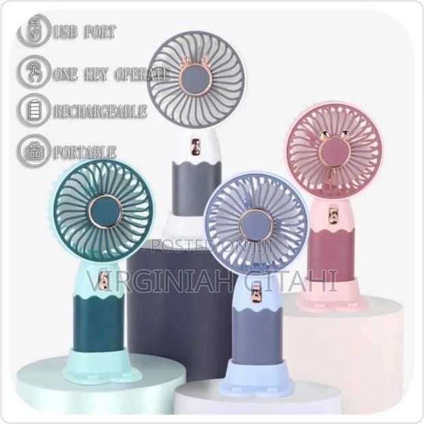 *Rechargeable Handheld Portable Mini Fan*
