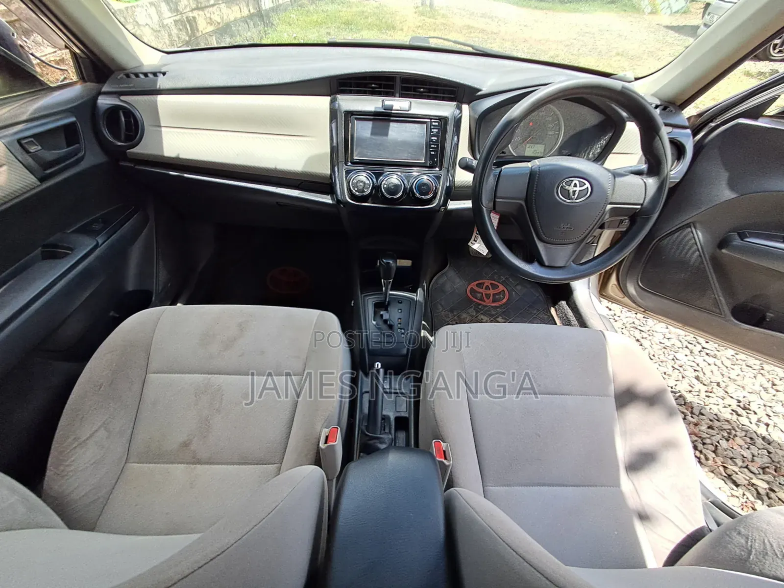 Toyota Axio 2014 Silver