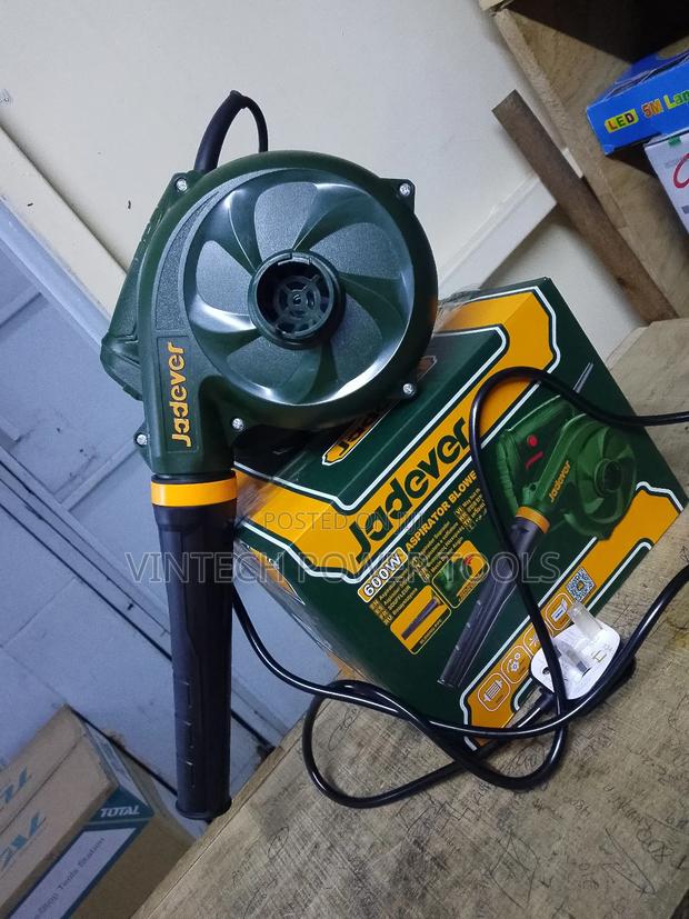 600 Watts Blower
