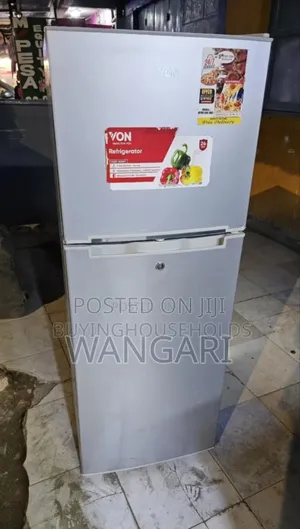 Light Silver Von 138l Fridge
