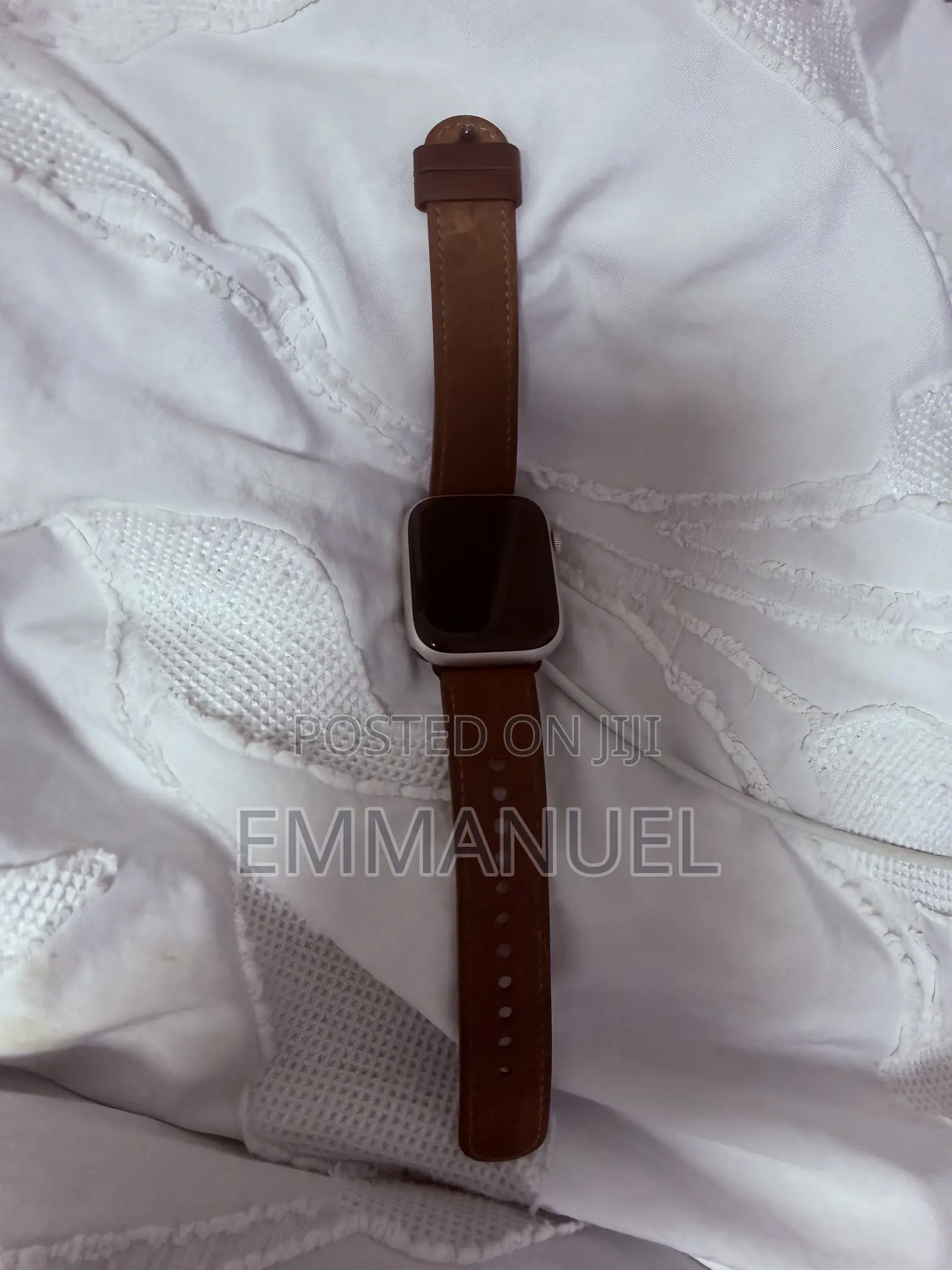 Apple Watch Series 7 – Clean, Fully Working (Leather Strap)