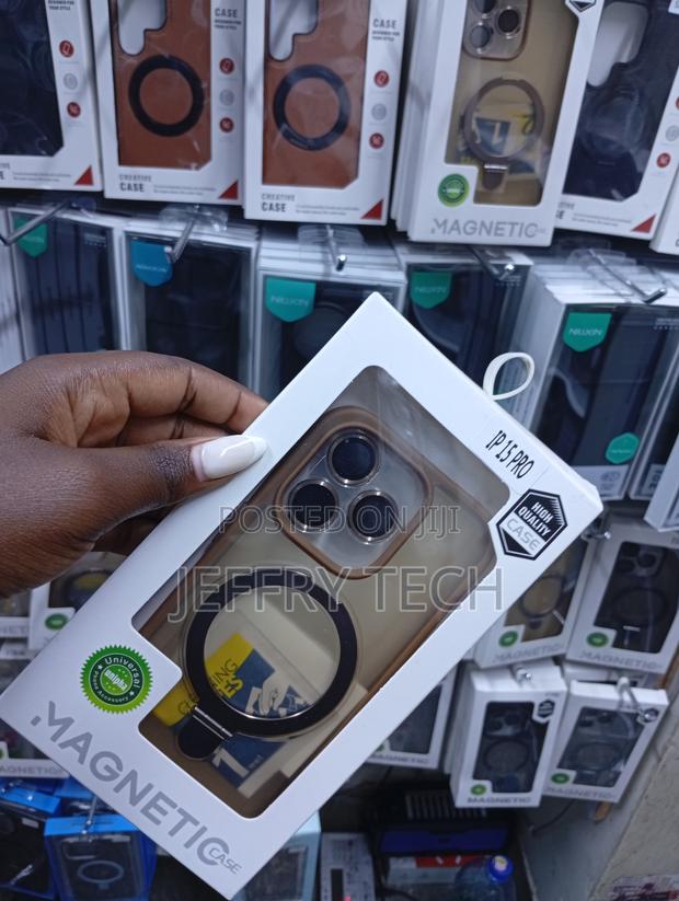 Translucent Magnetic Case Designed for the iPhone 15 Pro. - thumbnail 2