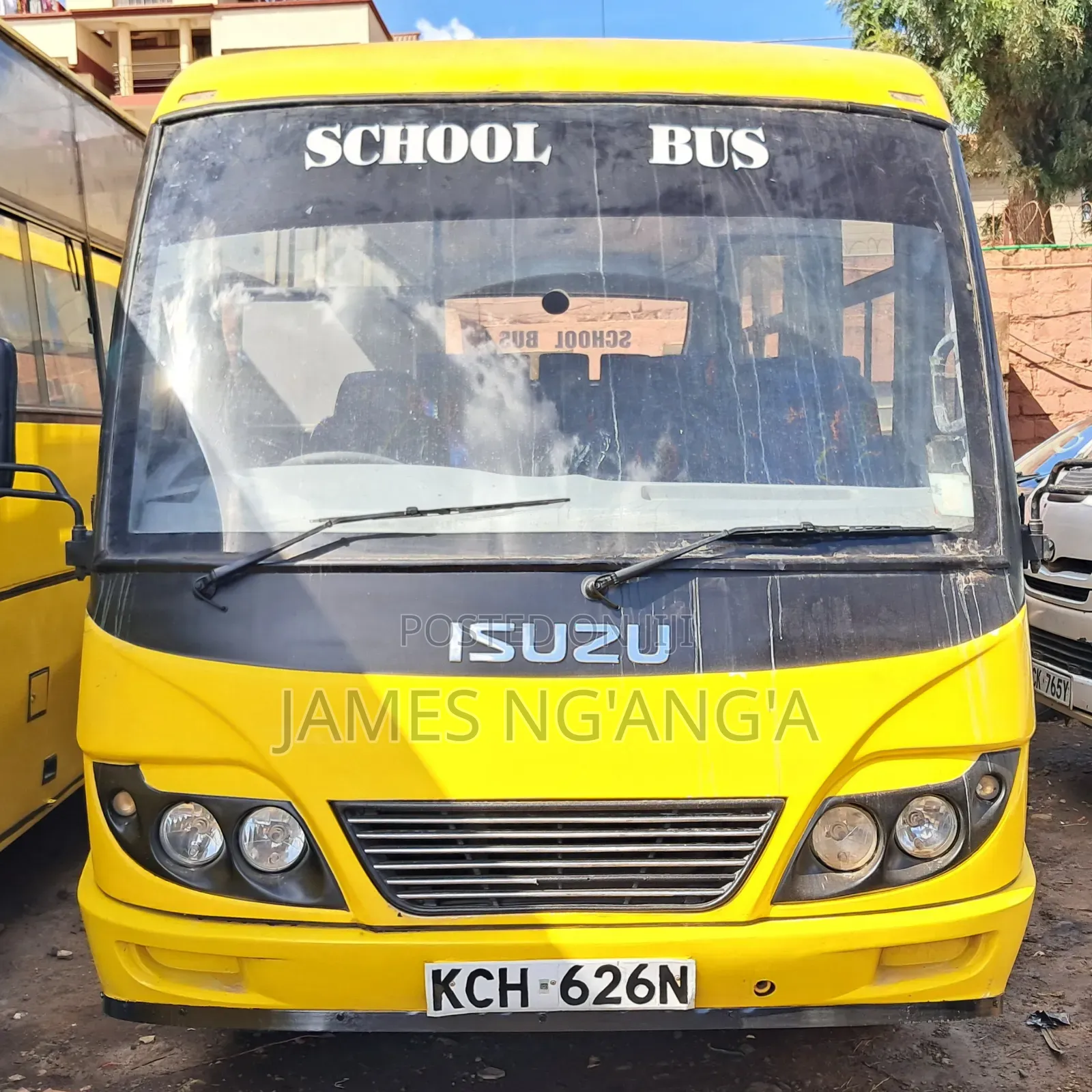 Isuzu NQR 2016 Yellow