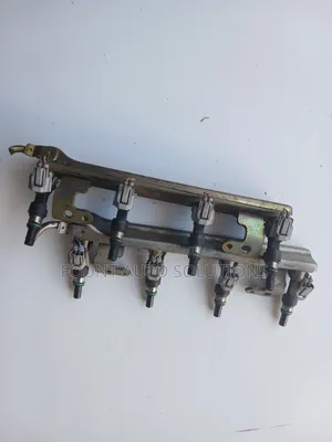 Fuel Nozzle Nissan Tiida