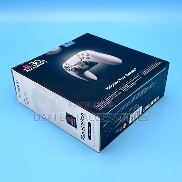 Sony Playstation 5 Dualsense Edge Wireless Controller 30th Anniversary - thumbnail 2