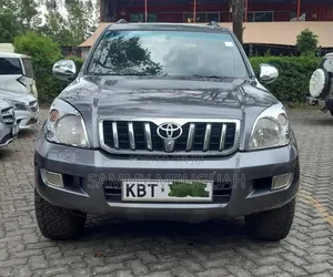 Toyota Land Cruiser Prado 2005 Gray