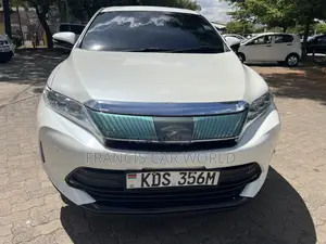 Toyota Harrier 2018 Off white