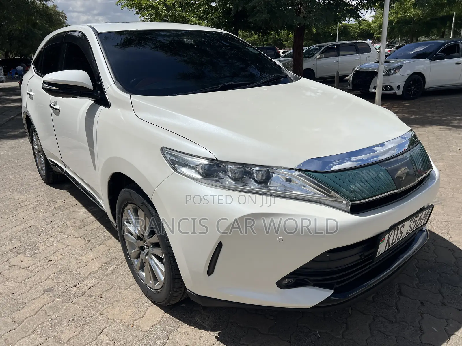 Toyota Harrier 2018 Off white