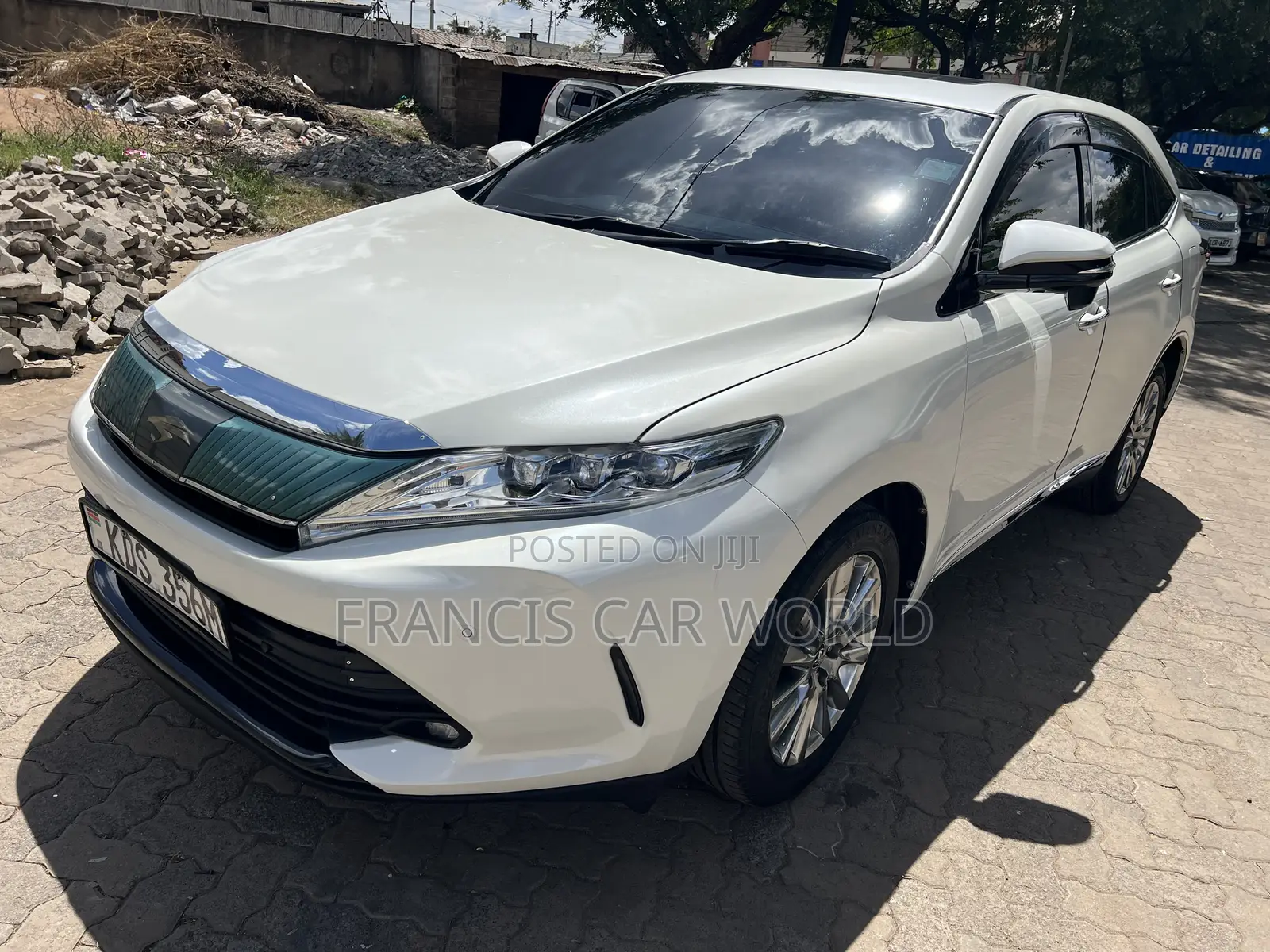 Toyota Harrier 2018 Off white