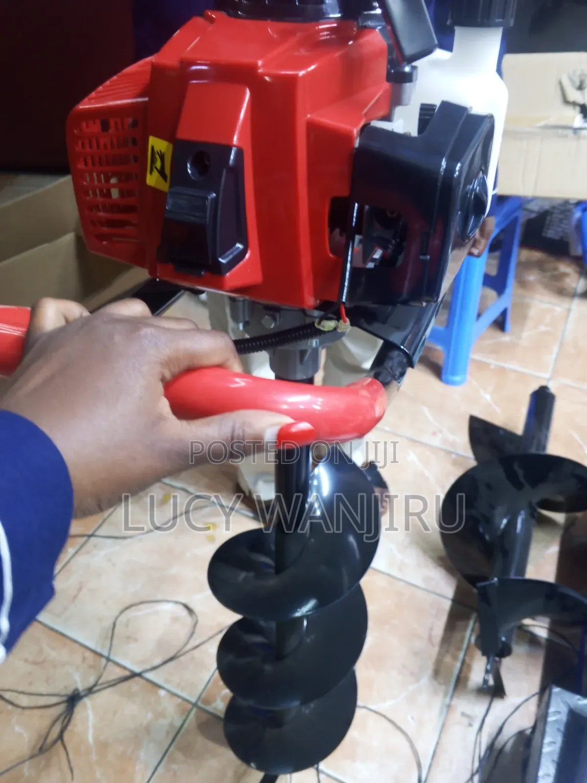 Professional Earth Auger With Three Bit