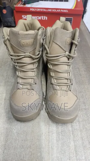 Okiy Millitary Boots Clearing