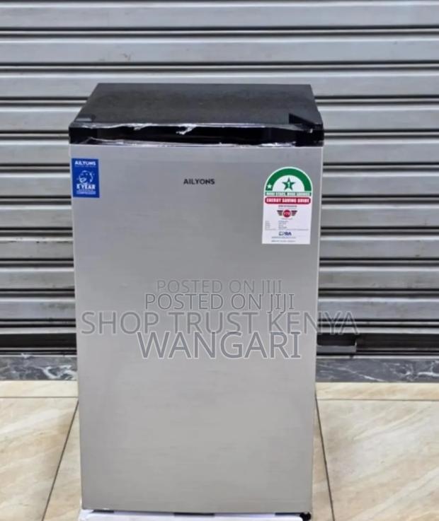 Single Stars Vailyons 90l Fridge - main view