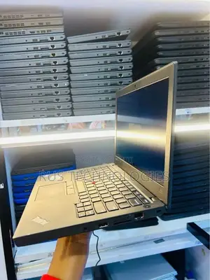 Laptop Lenovo ThinkPad X270 8GB Intel Core i5 SSD 256GB